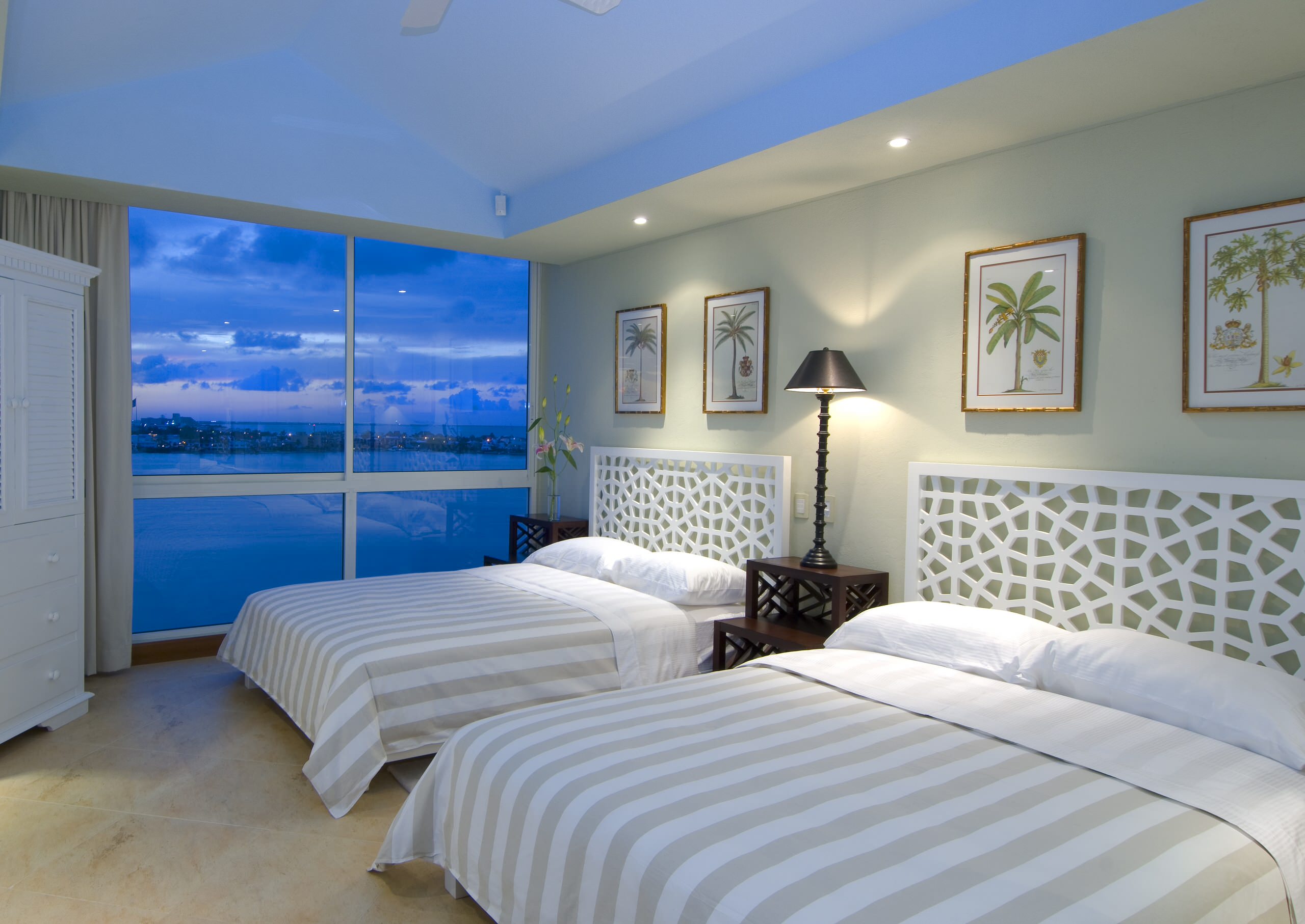 Room 100